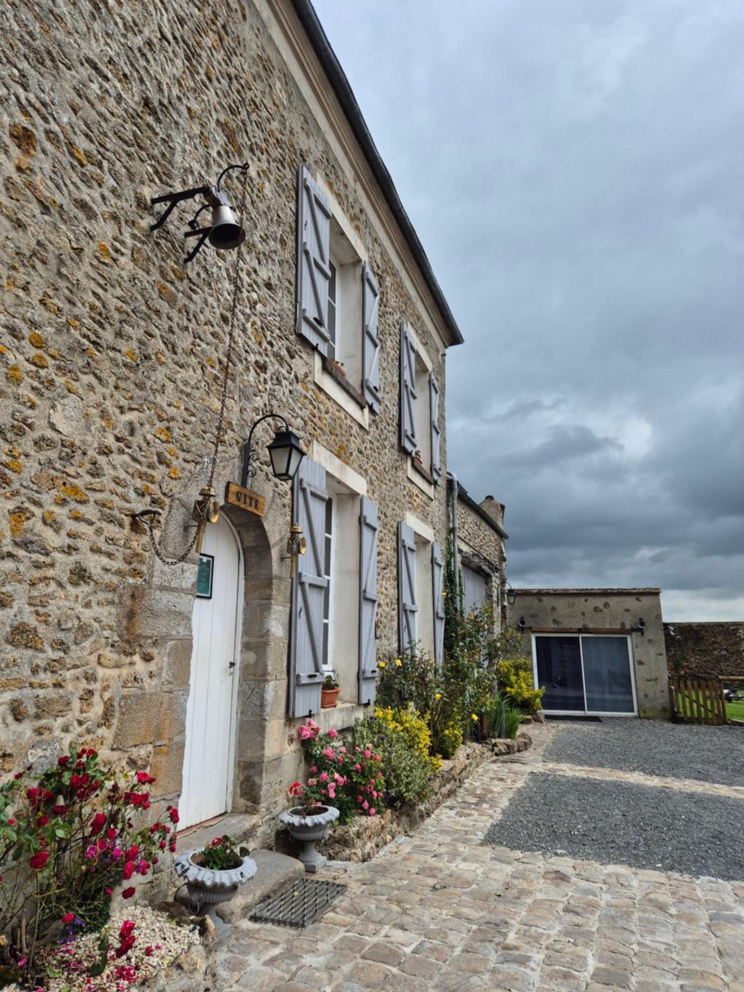 Domaine De La Ferme De Jean Grogne Hotel Fontenay-Trésigny Exterior foto