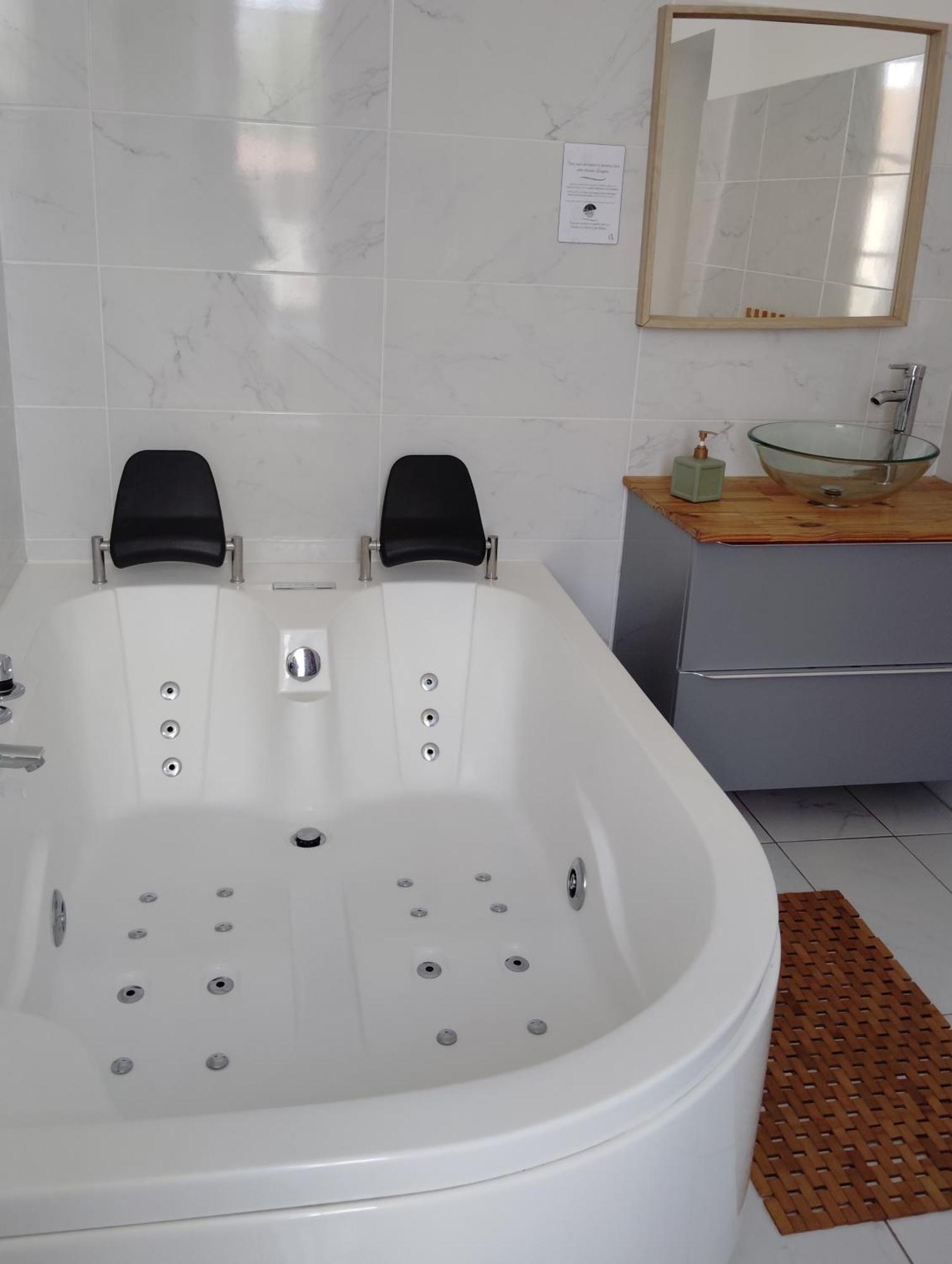 Domaine De La Ferme De Jean Grogne Hotel Fontenay-Trésigny Quarto foto
